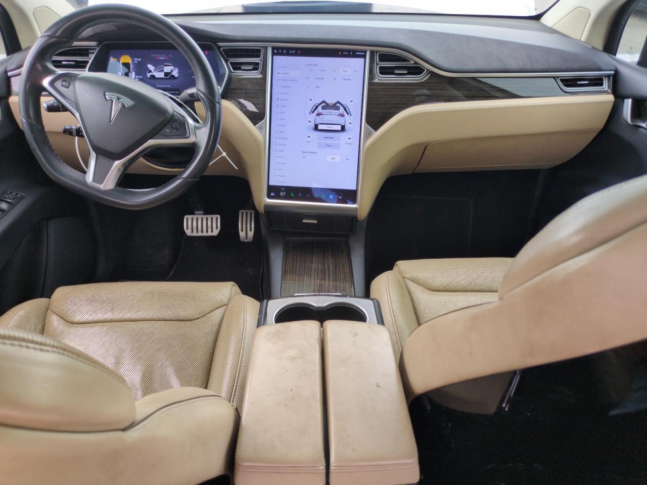 2016 TESLA MODEL X — фото 8