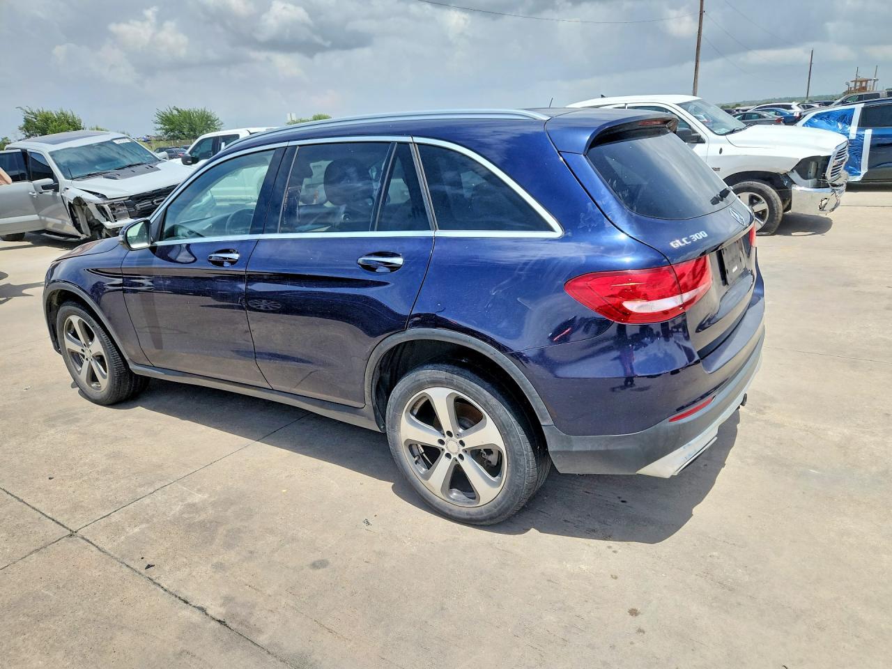 2016 MERCEDES-BENZ GLC-CLASS — фото 2