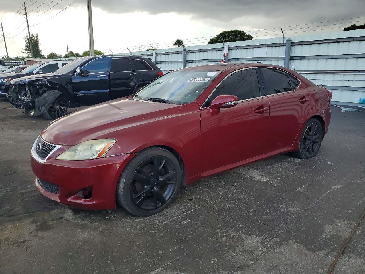 2010 LEXUS IS 250 — фото 1