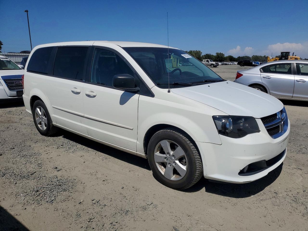 2013 DODGE GRAND CARAVAN — фото 4