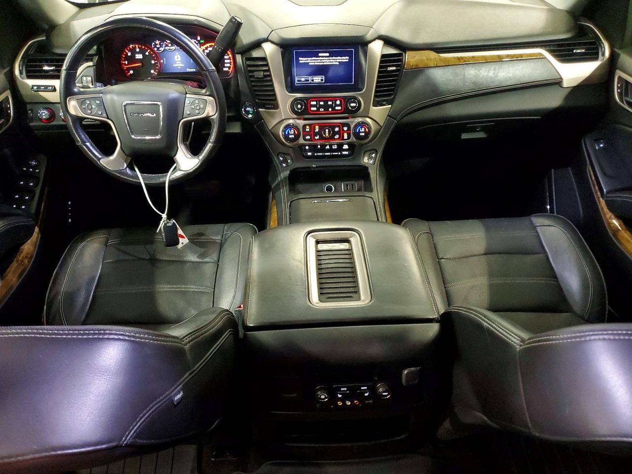 2016 GMC YUKON — фото 8