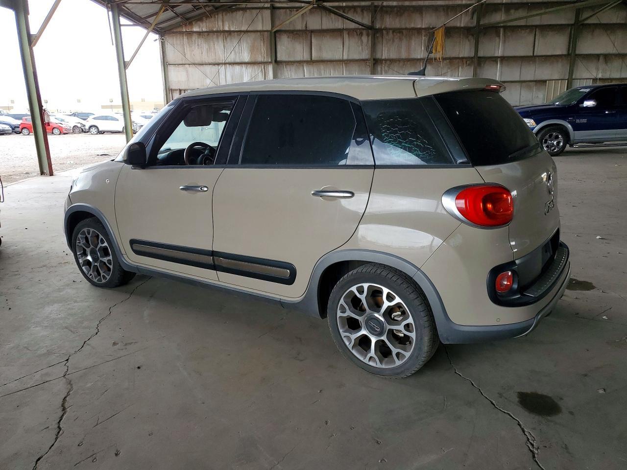 2014 FIAT 500L — фото 2