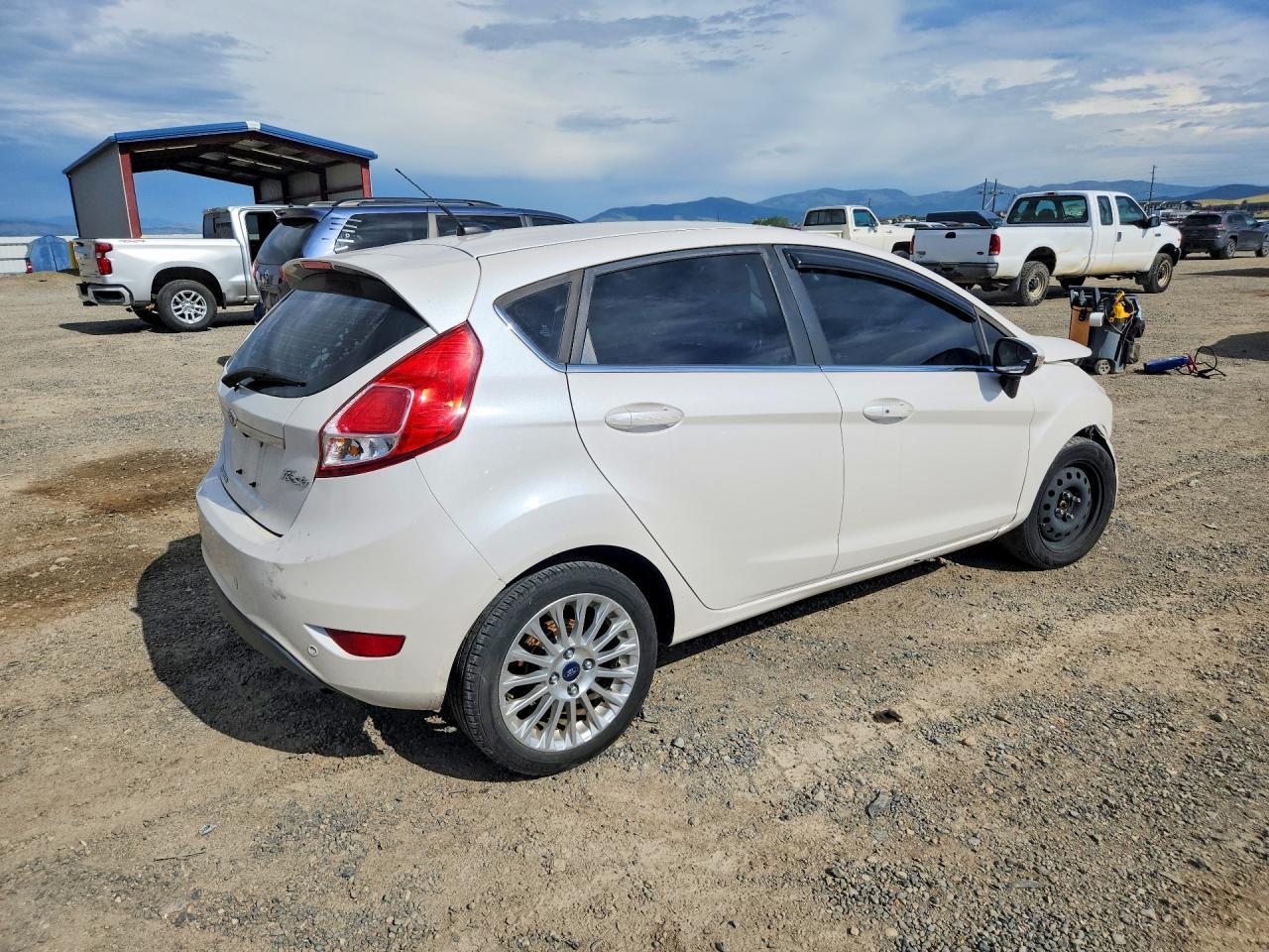 2016 FORD FIESTA — фото 3