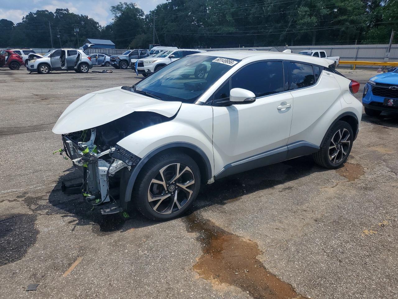 2019 TOYOTA C-HR — фото 1