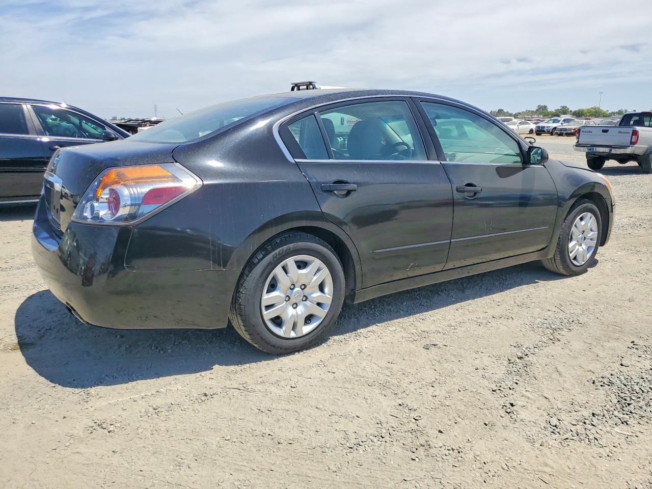 2010 NISSAN ALTIMA — фото 3