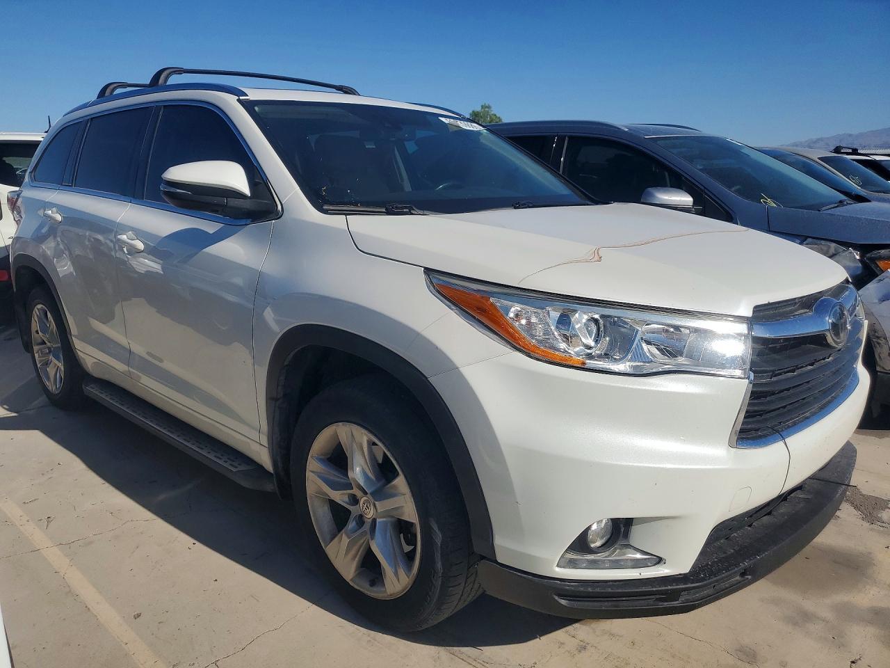2015 TOYOTA HIGHLANDER — фото 4