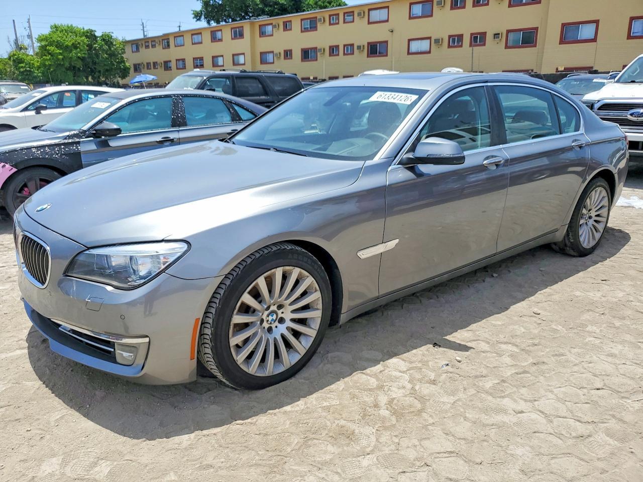 2013 BMW 7 SERIES — фото 1