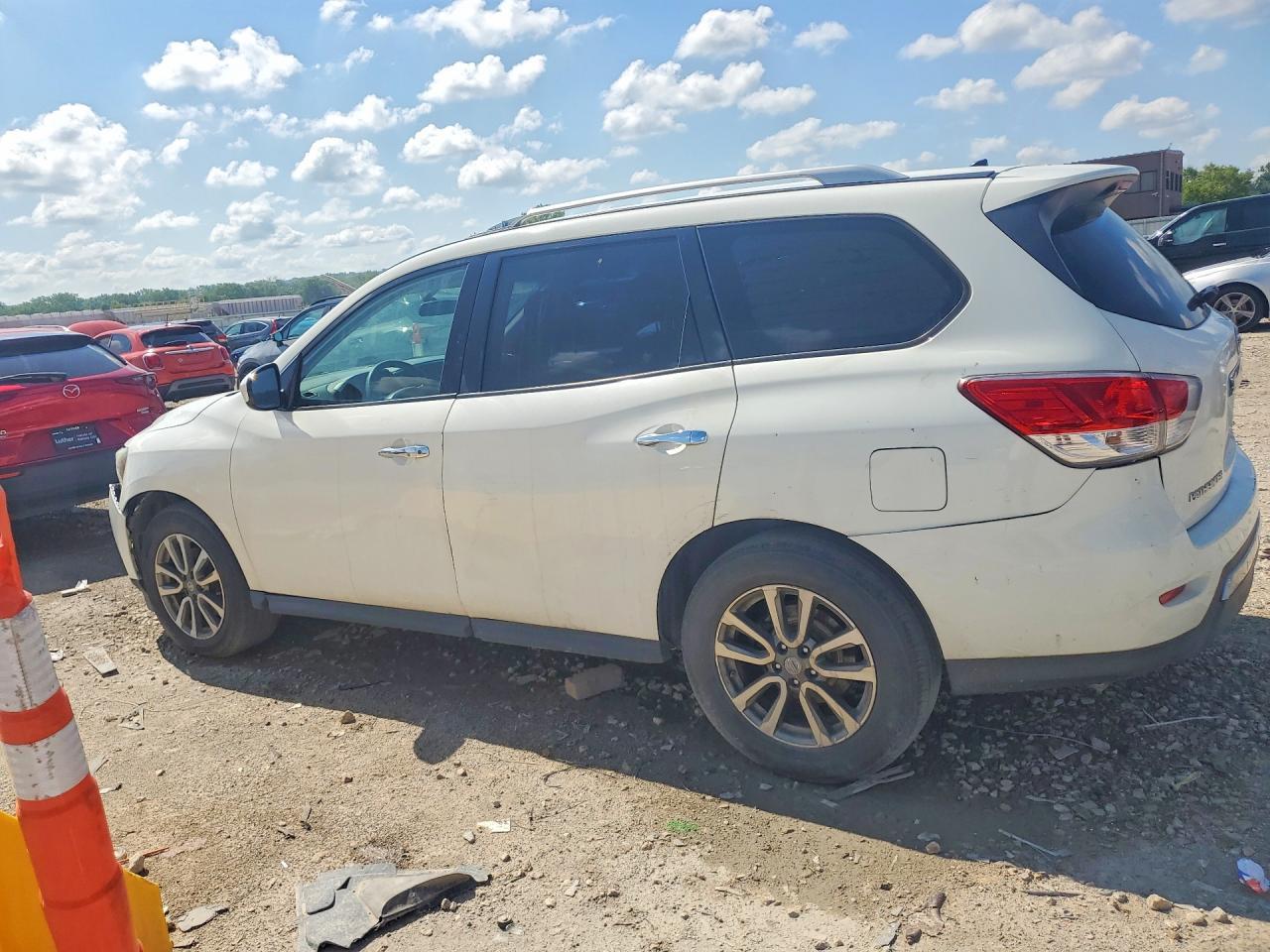 2016 NISSAN PATHFINDER — фото 2