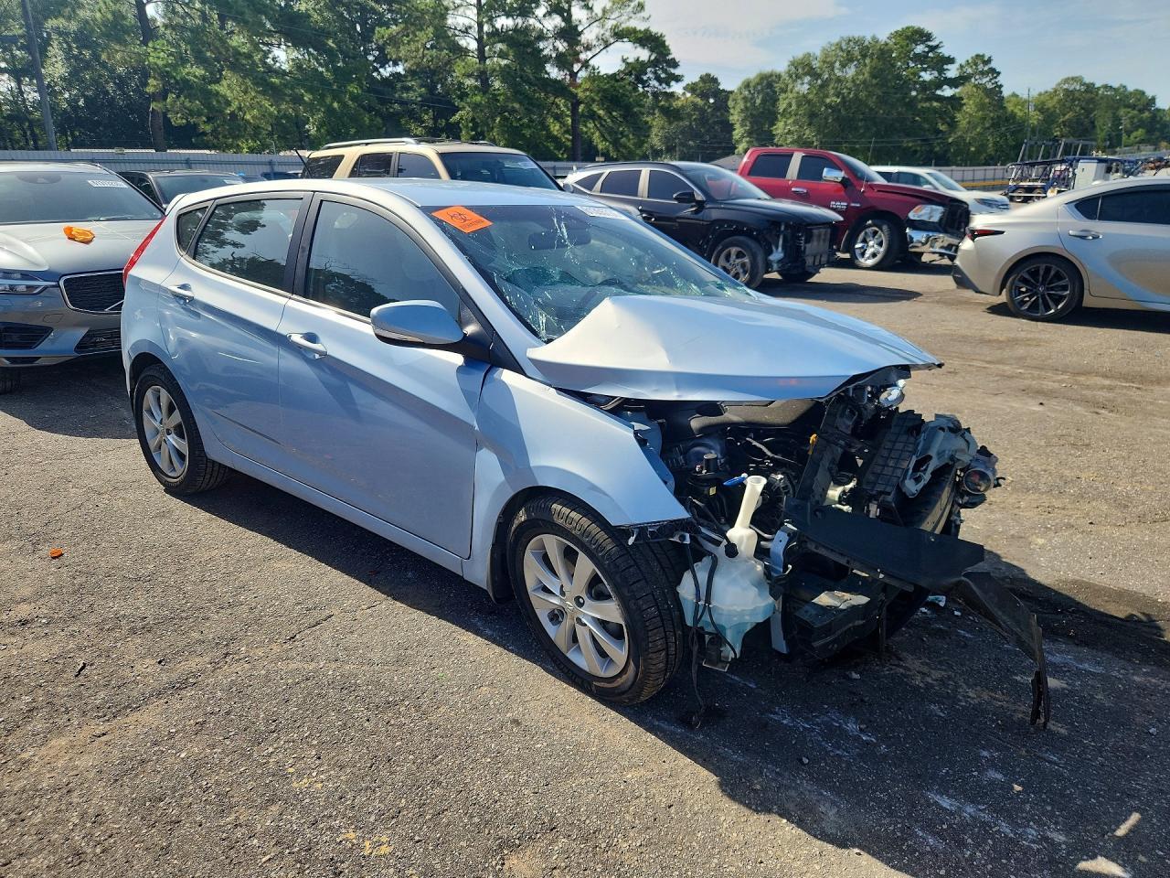 2014 HYUNDAI ACCENT — фото 4