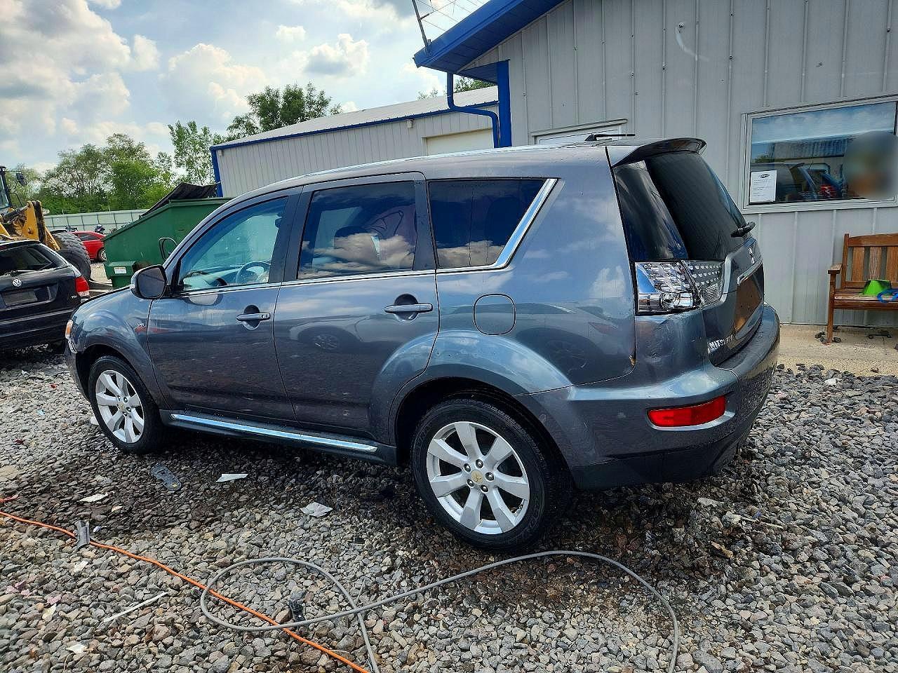 2011 MITSUBISHI OUTLANDER — фото 2