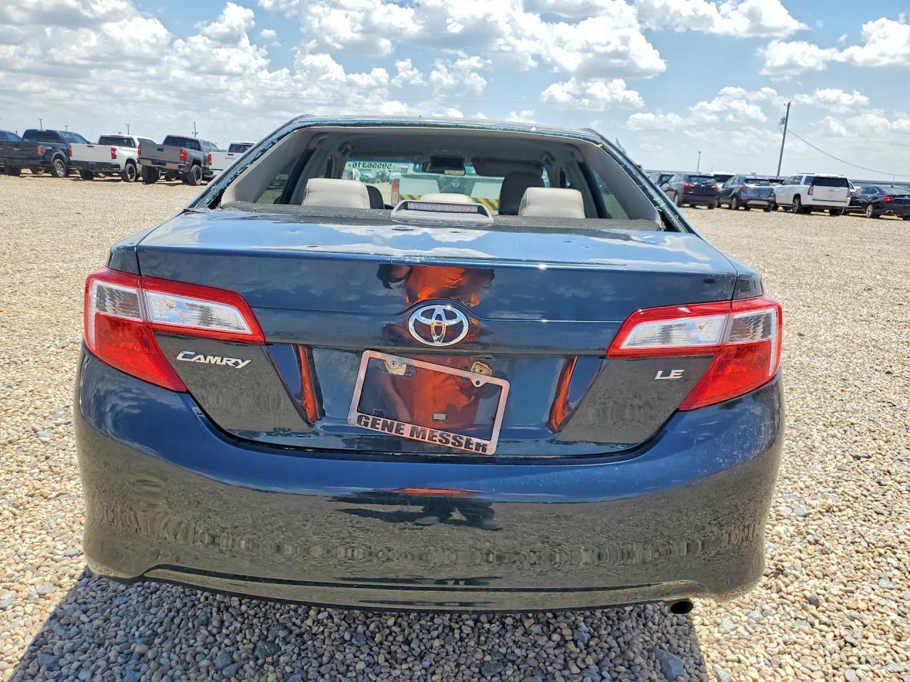 2012 TOYOTA CAMRY — фото 6