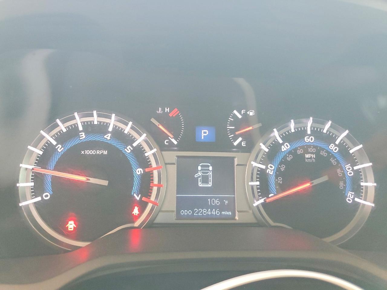 2018 TOYOTA 4RUNNER — фото 9