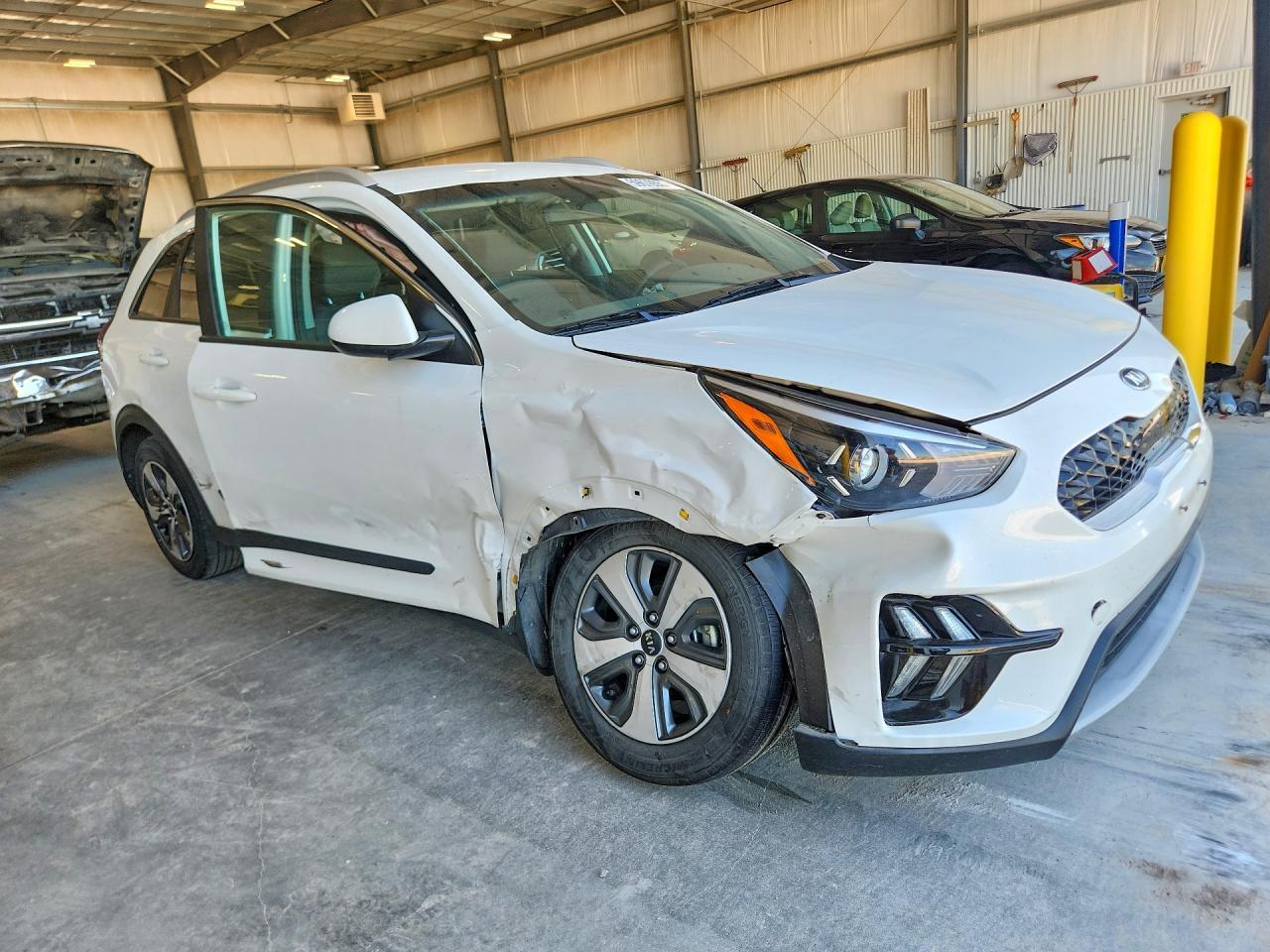 2020 KIA NIRO HYBRID — фото 4