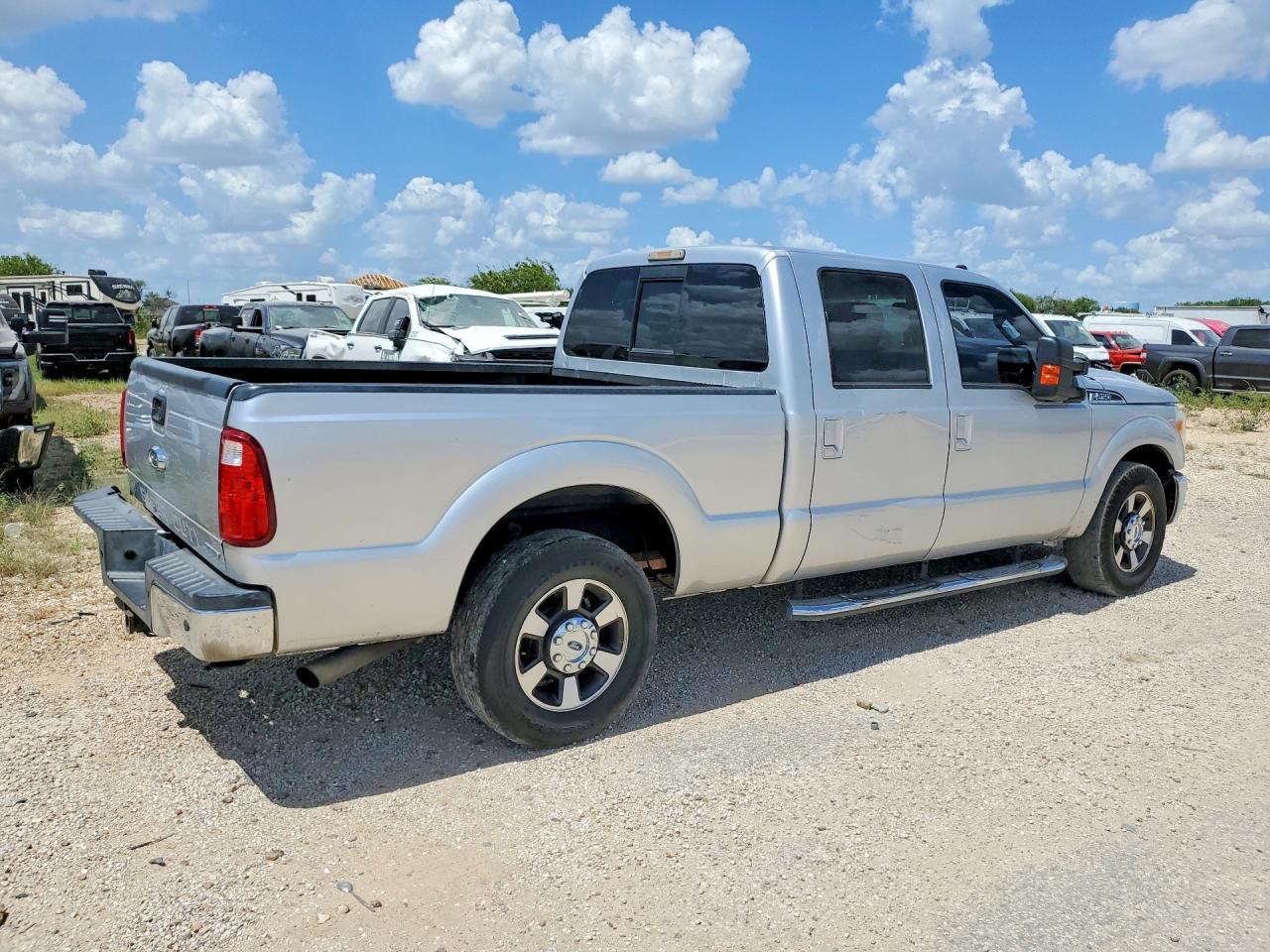 2015 FORD F-250 — фото 3