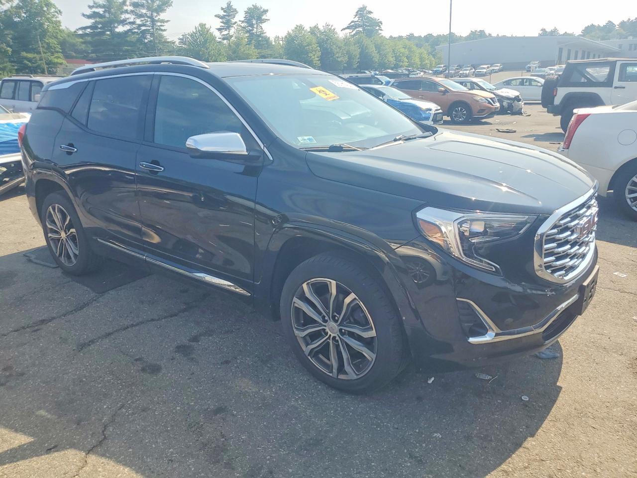 2018 GMC TERRAIN — фото 4