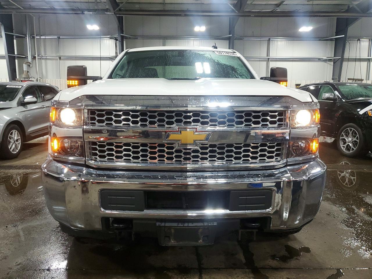 2019 CHEVROLET SILVERADO 2500 — фото 5