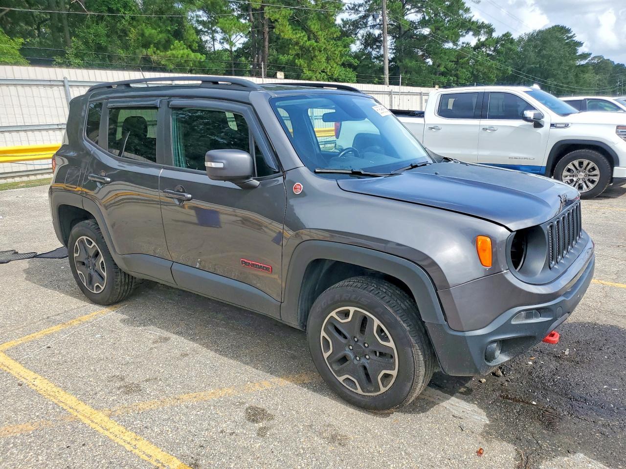 2017 JEEP RENEGADE — фото 4