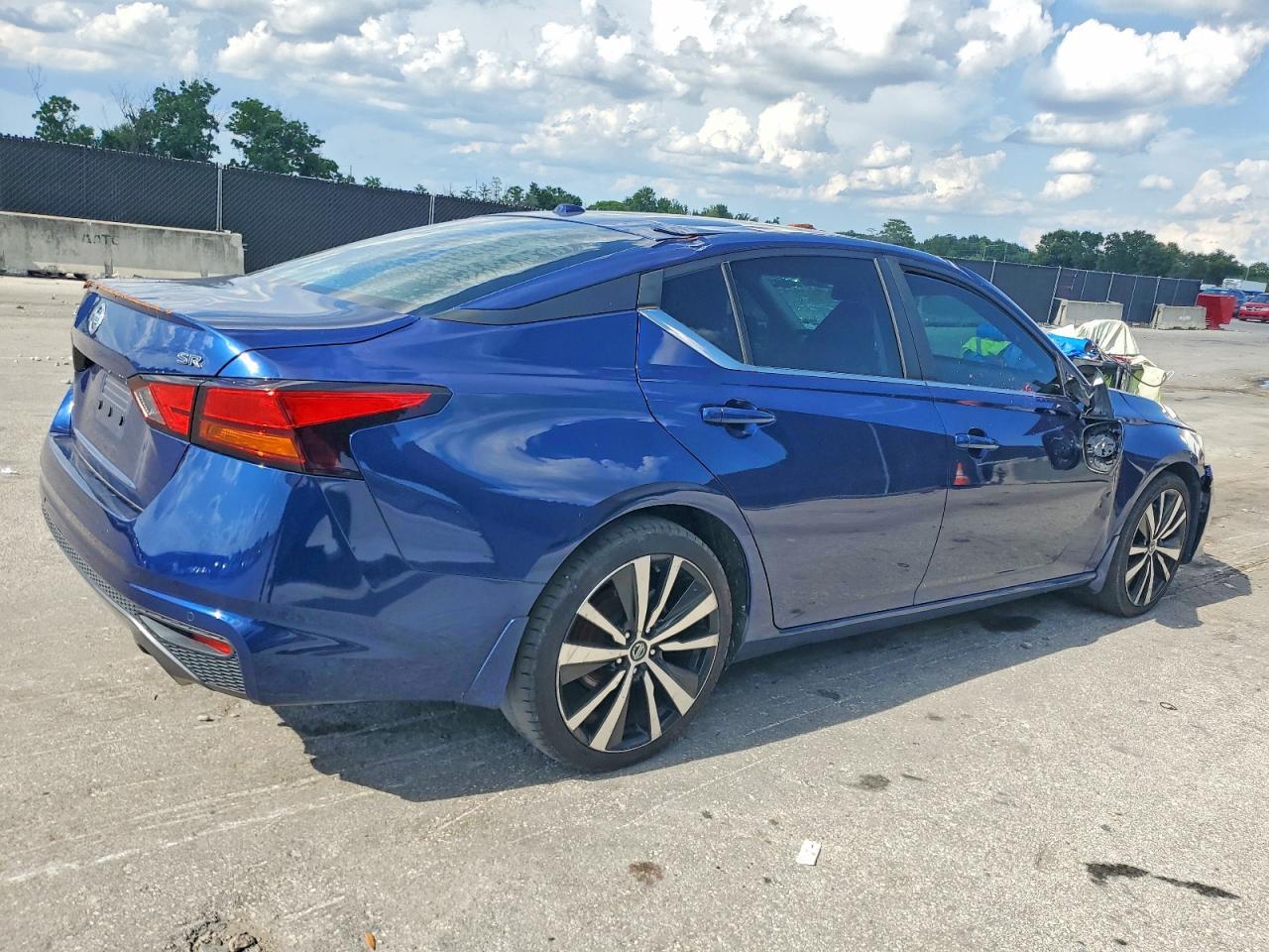 2020 NISSAN ALTIMA — фото 4