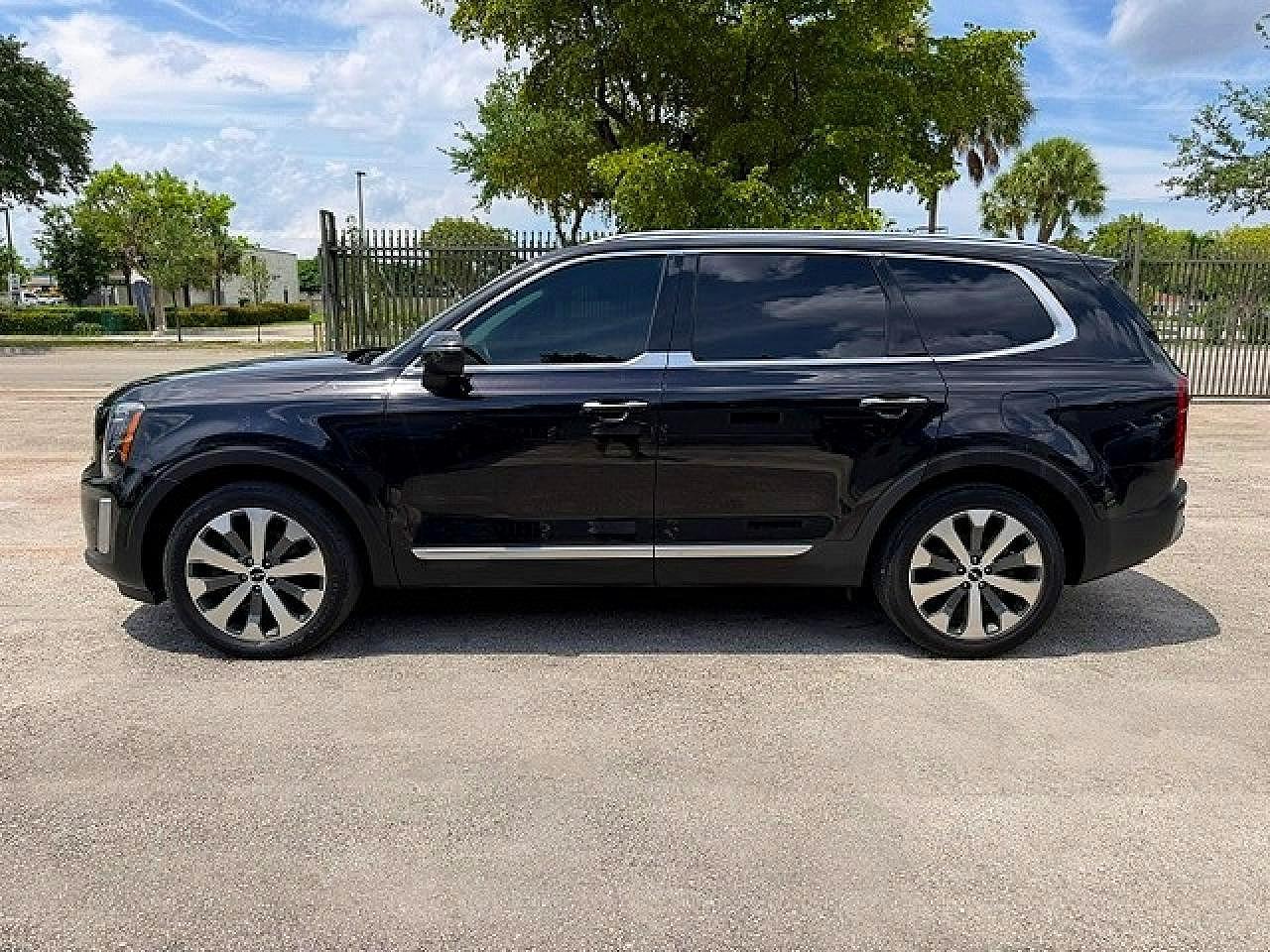 2022 KIA TELLURIDE — фото 12