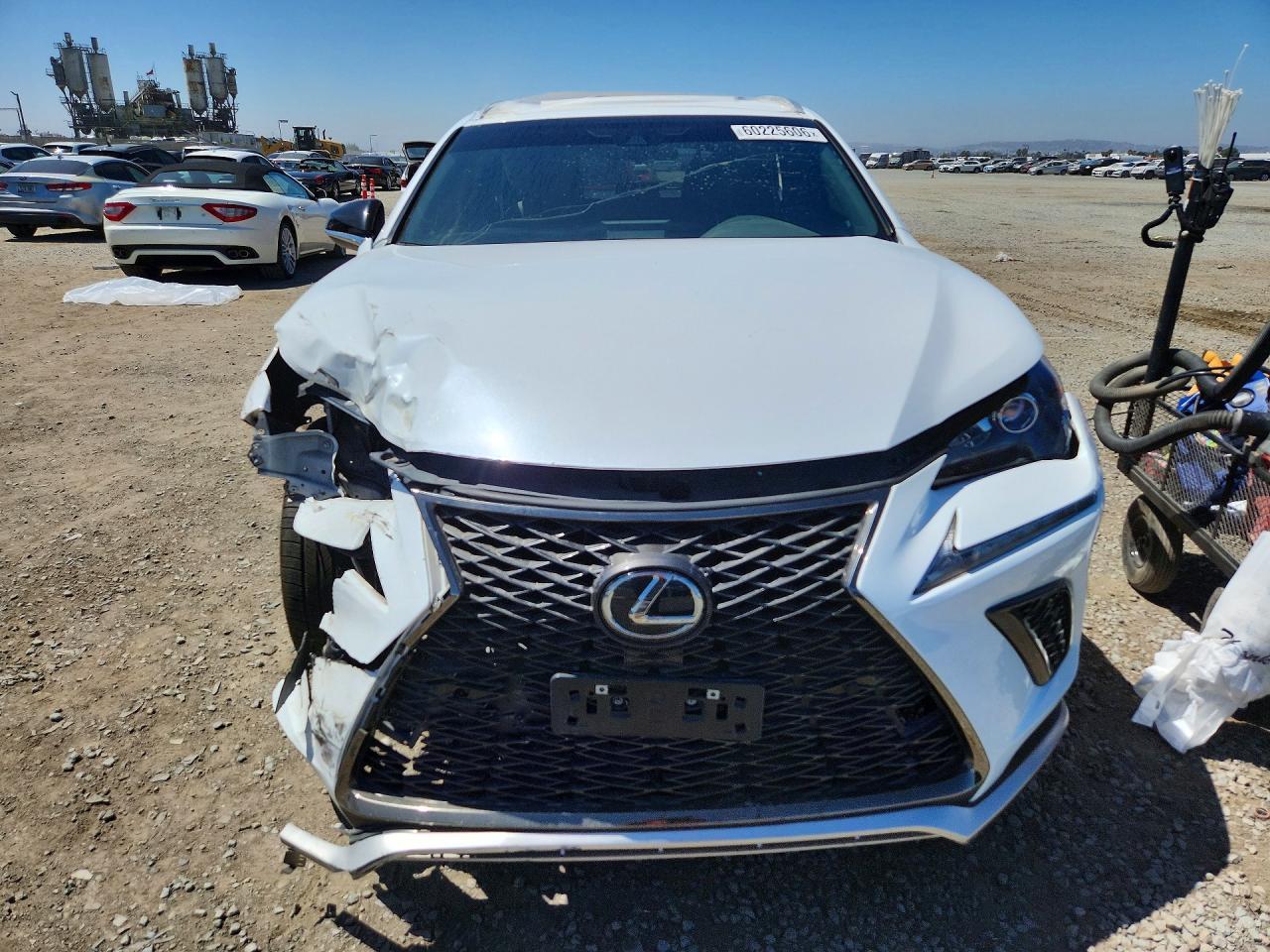 2019 LEXUS NX 300 — фото 5