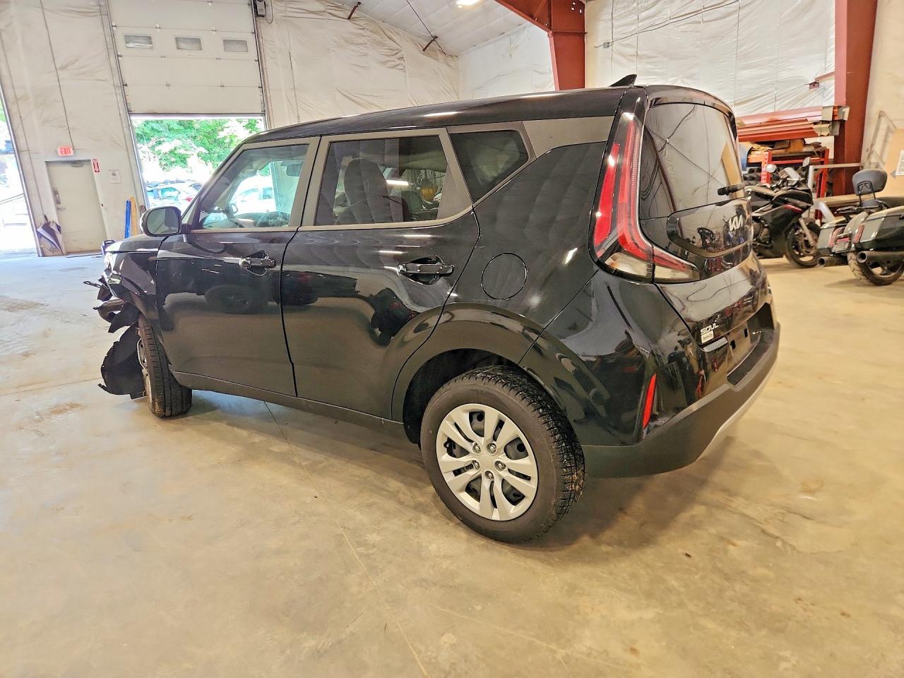 2023 KIA SOUL — фото 2