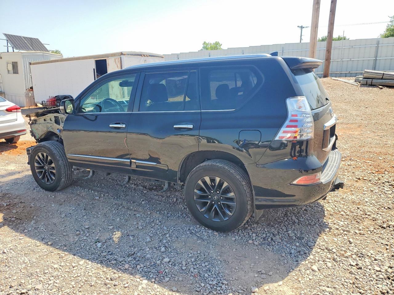 2016 LEXUS GX 460 — фото 2