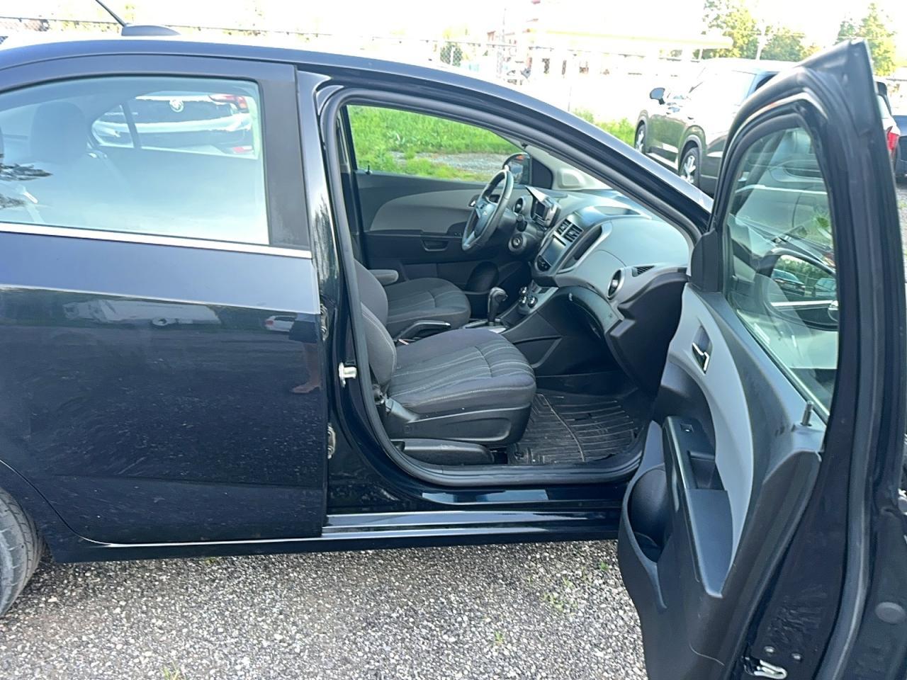 2015 CHEVROLET SONIC — фото 5