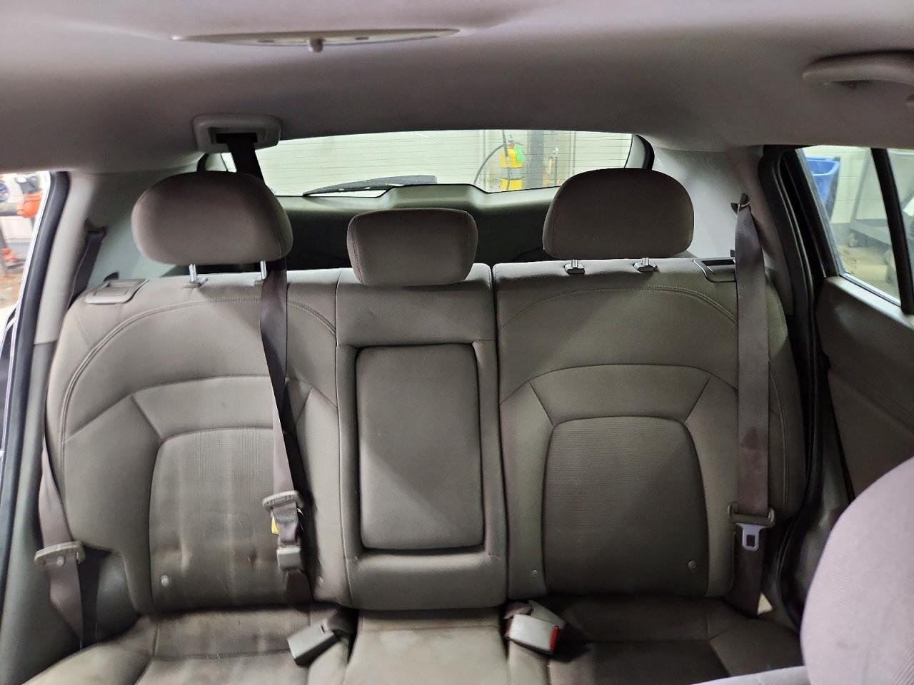 2011 KIA SPORTAGE — фото 10