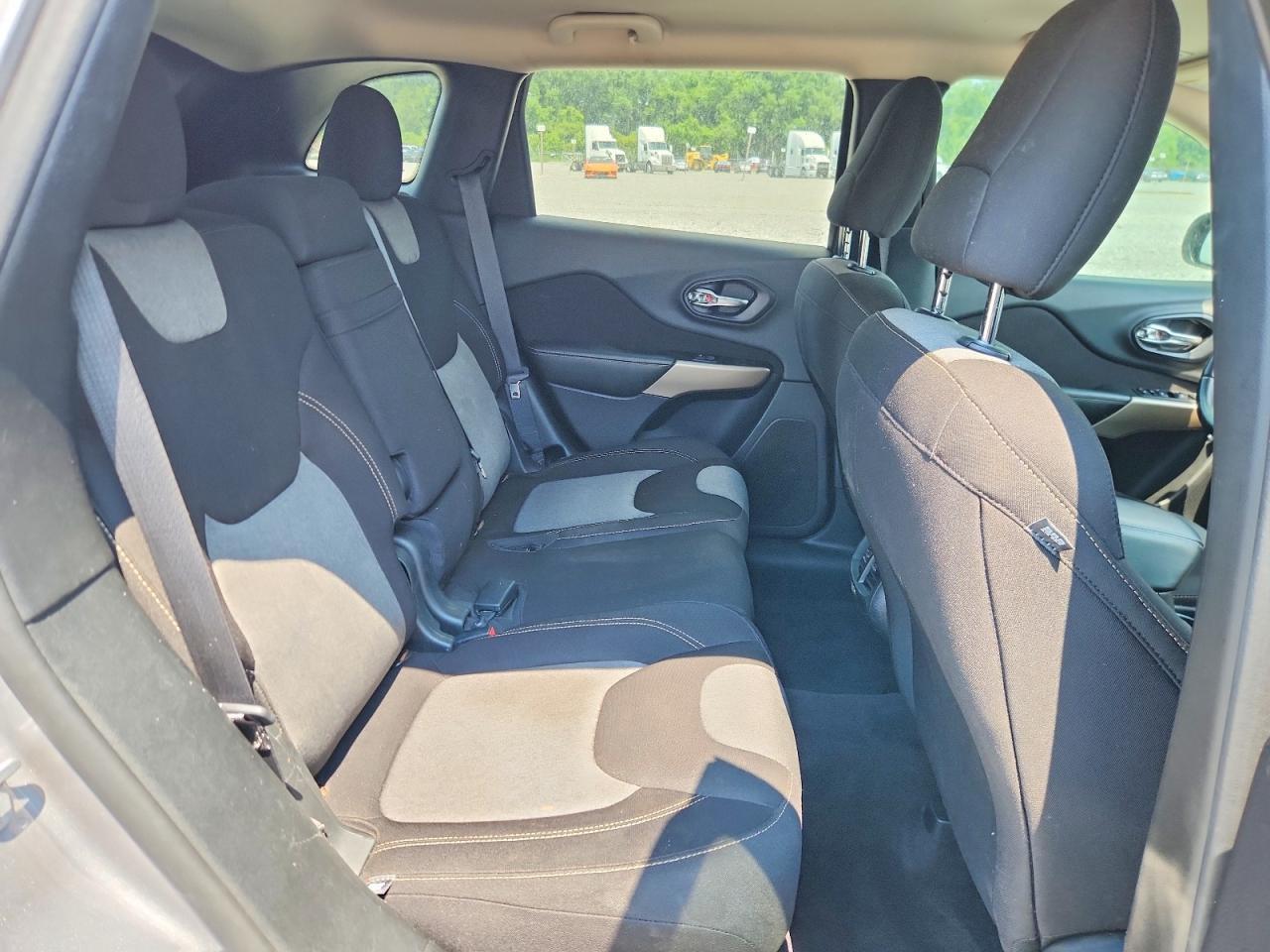 2018 JEEP GRAND CHEROKEE — фото 11