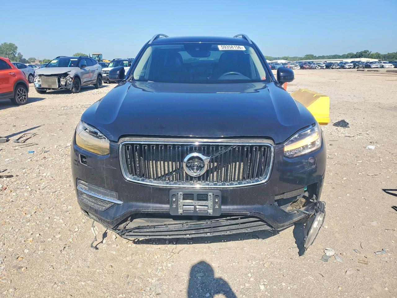 2016 VOLVO XC90 — фото 5