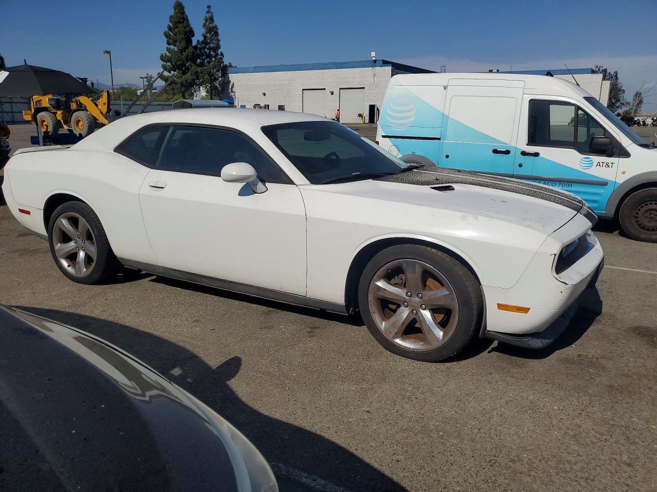 2013 DODGE CHALLENGER — фото 4