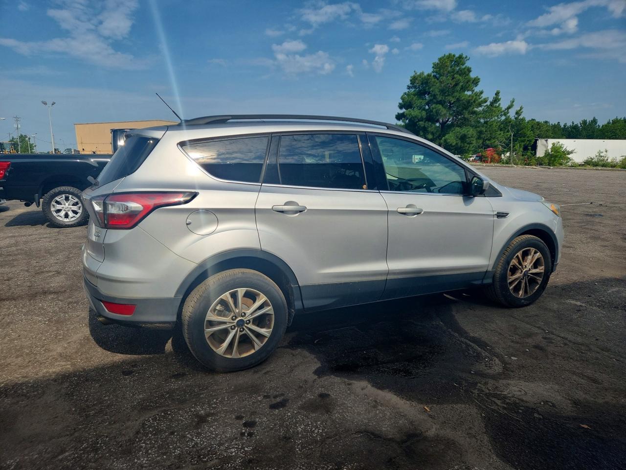 2017 FORD ESCAPE — фото 3