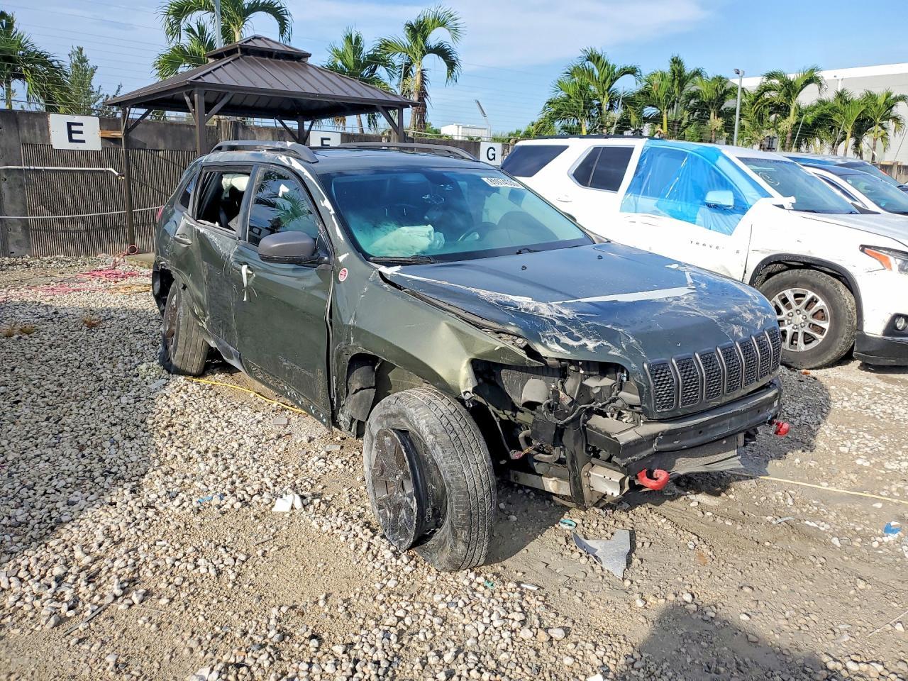 2019 JEEP CHEROKEE — фото 4