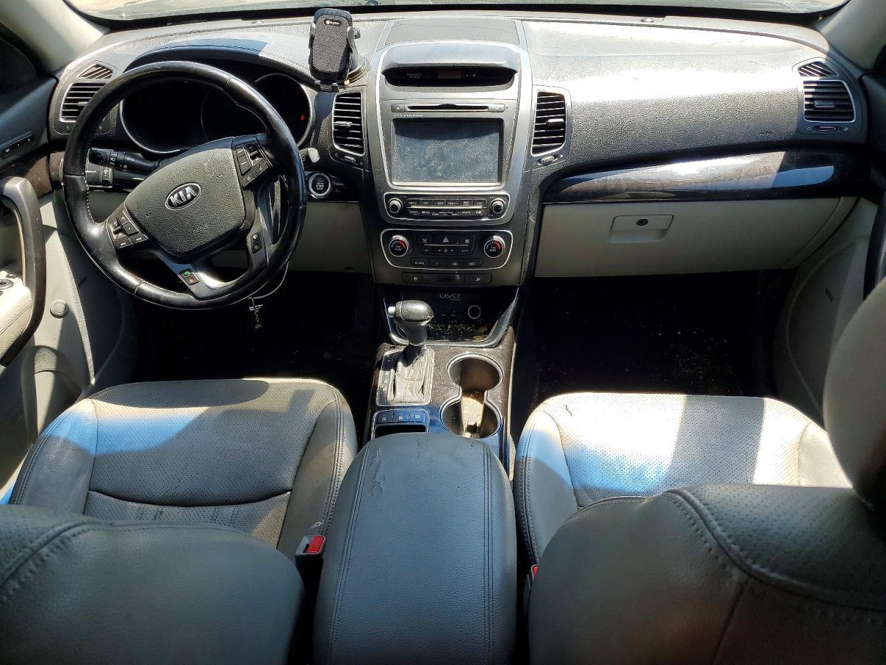 2014 KIA SORENTO — фото 8