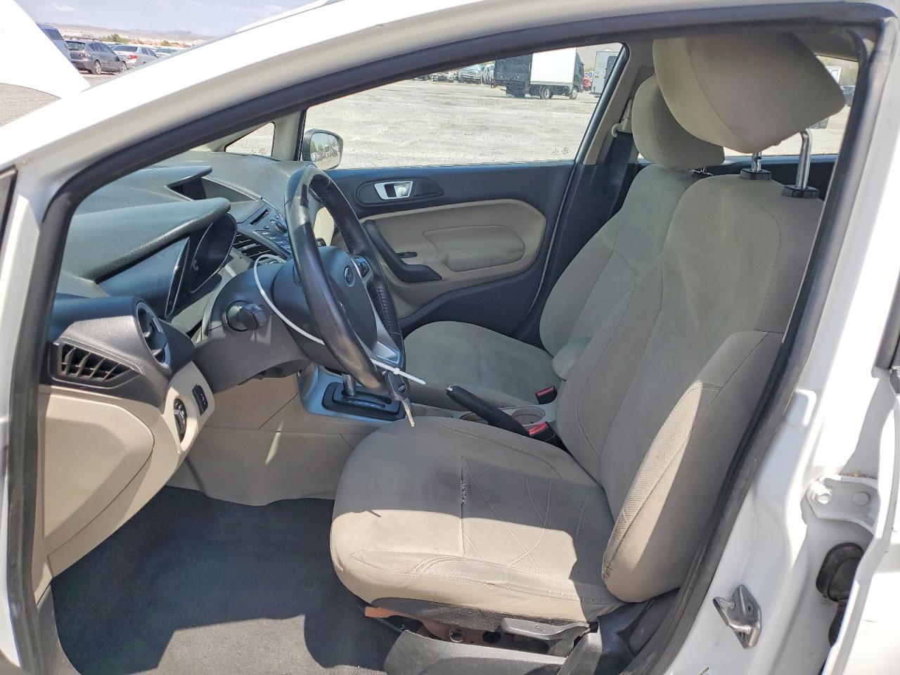 2015 FORD FIESTA — фото 7