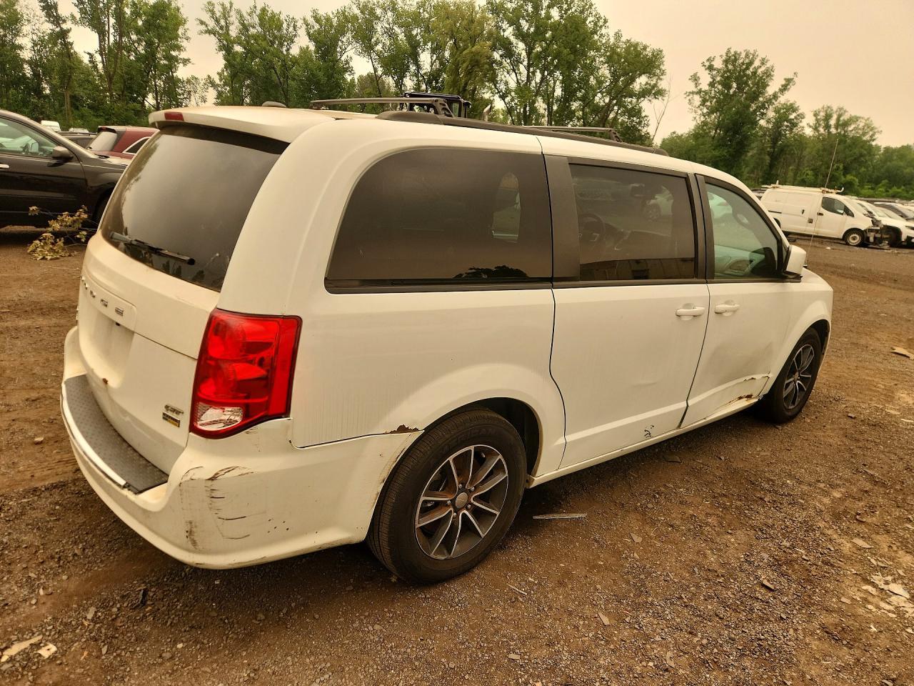 2018 DODGE GRAND CARAVAN — фото 3