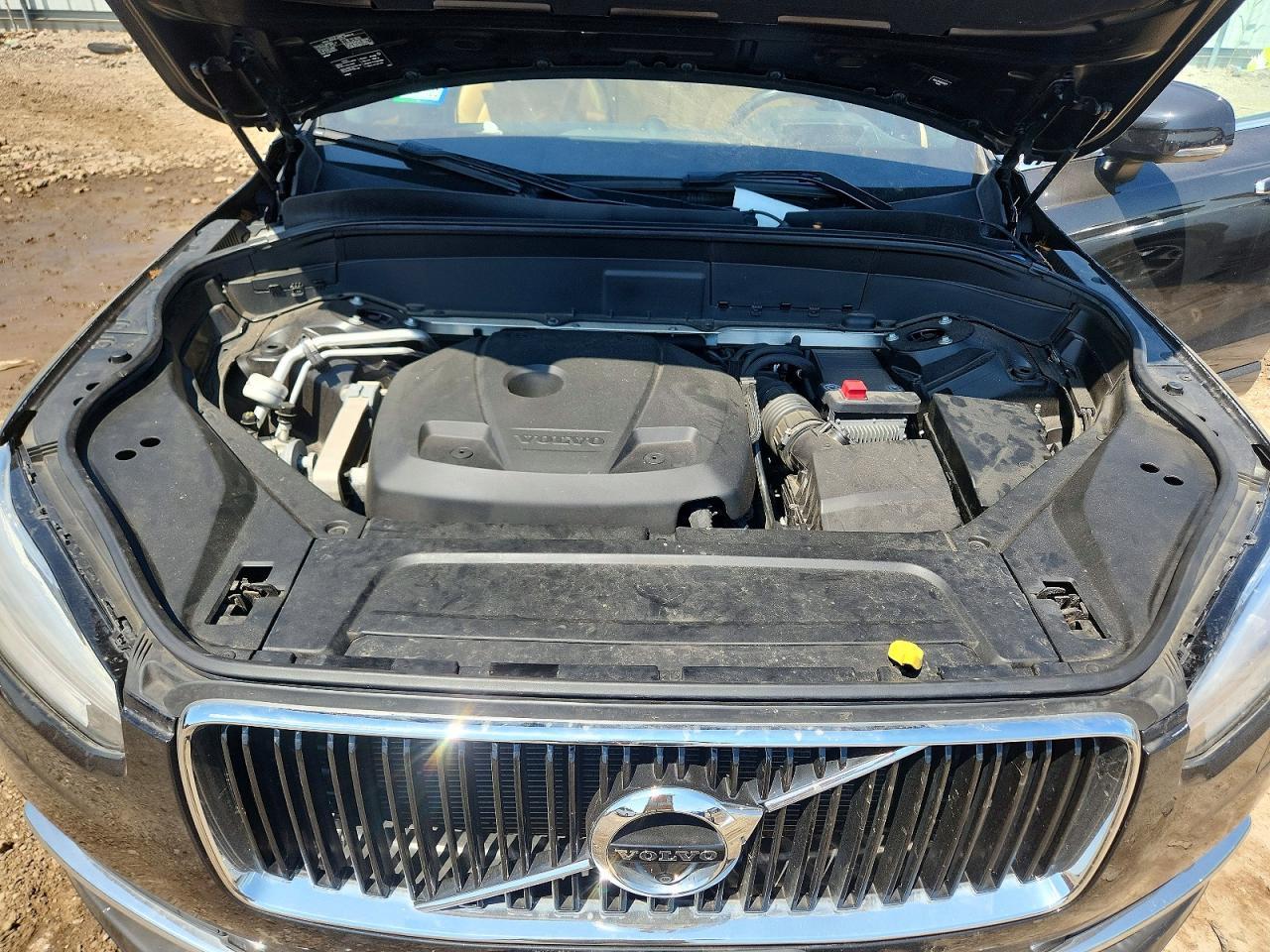 2017 VOLVO XC90 — фото 11