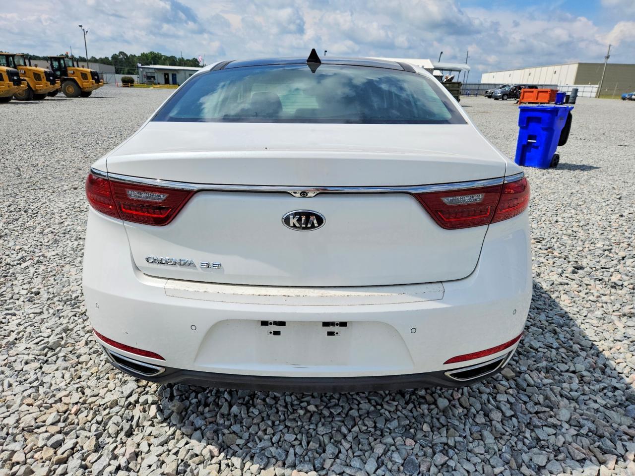 2017 KIA CADENZA — фото 6