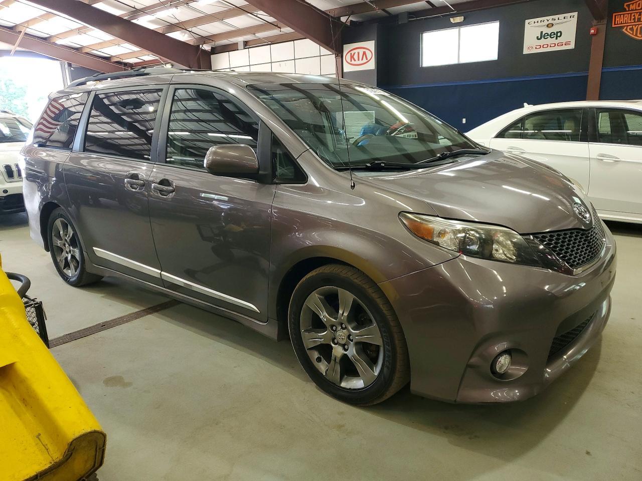 2012 TOYOTA SIENNA — фото 4