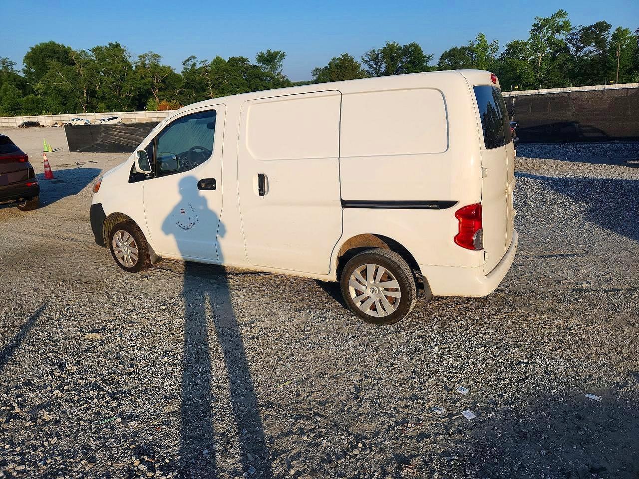 2014 NISSAN NV200 — фото 2