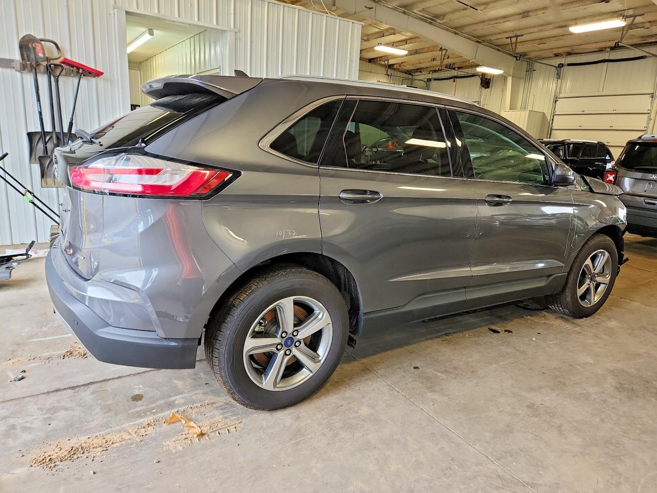 2022 FORD EDGE — фото 3