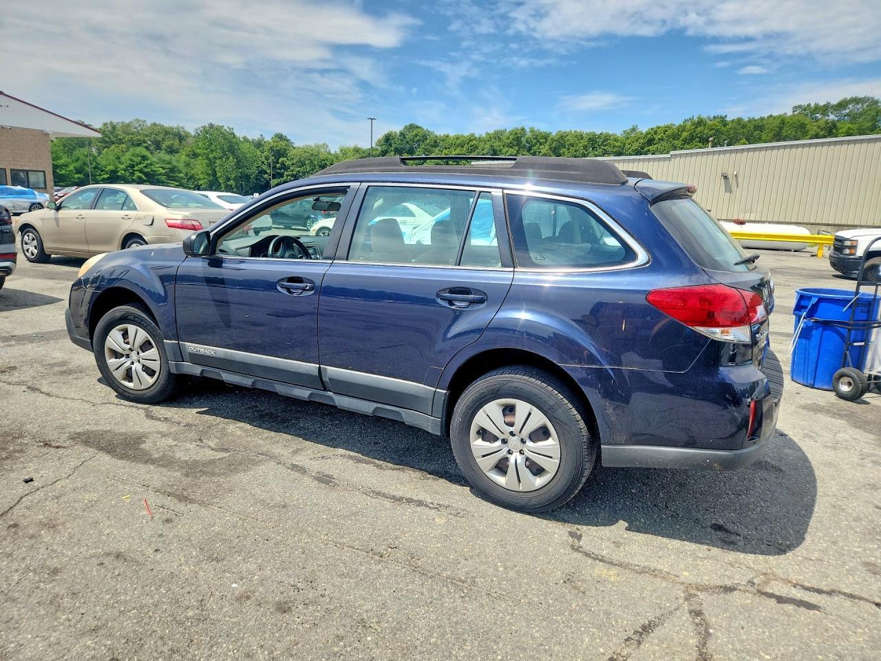 2013 SUBARU OUTBACK — фото 2