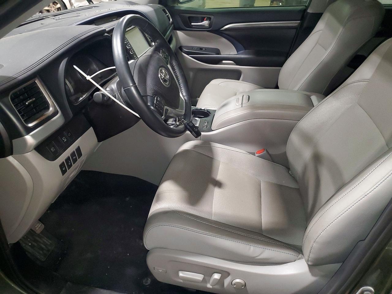 2019 TOYOTA HIGHLANDER HYBRID — фото 7