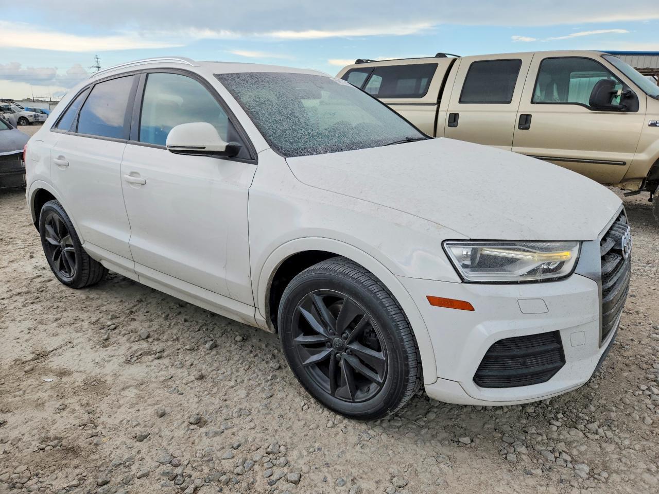 2017 AUDI Q3 — фото 4