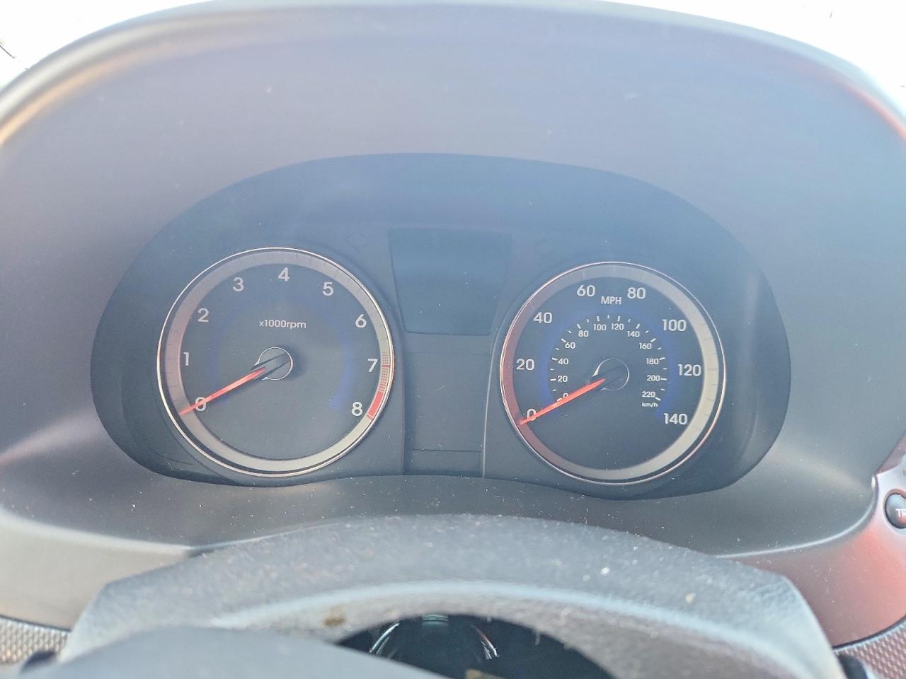 2014 HYUNDAI ACCENT — фото 9