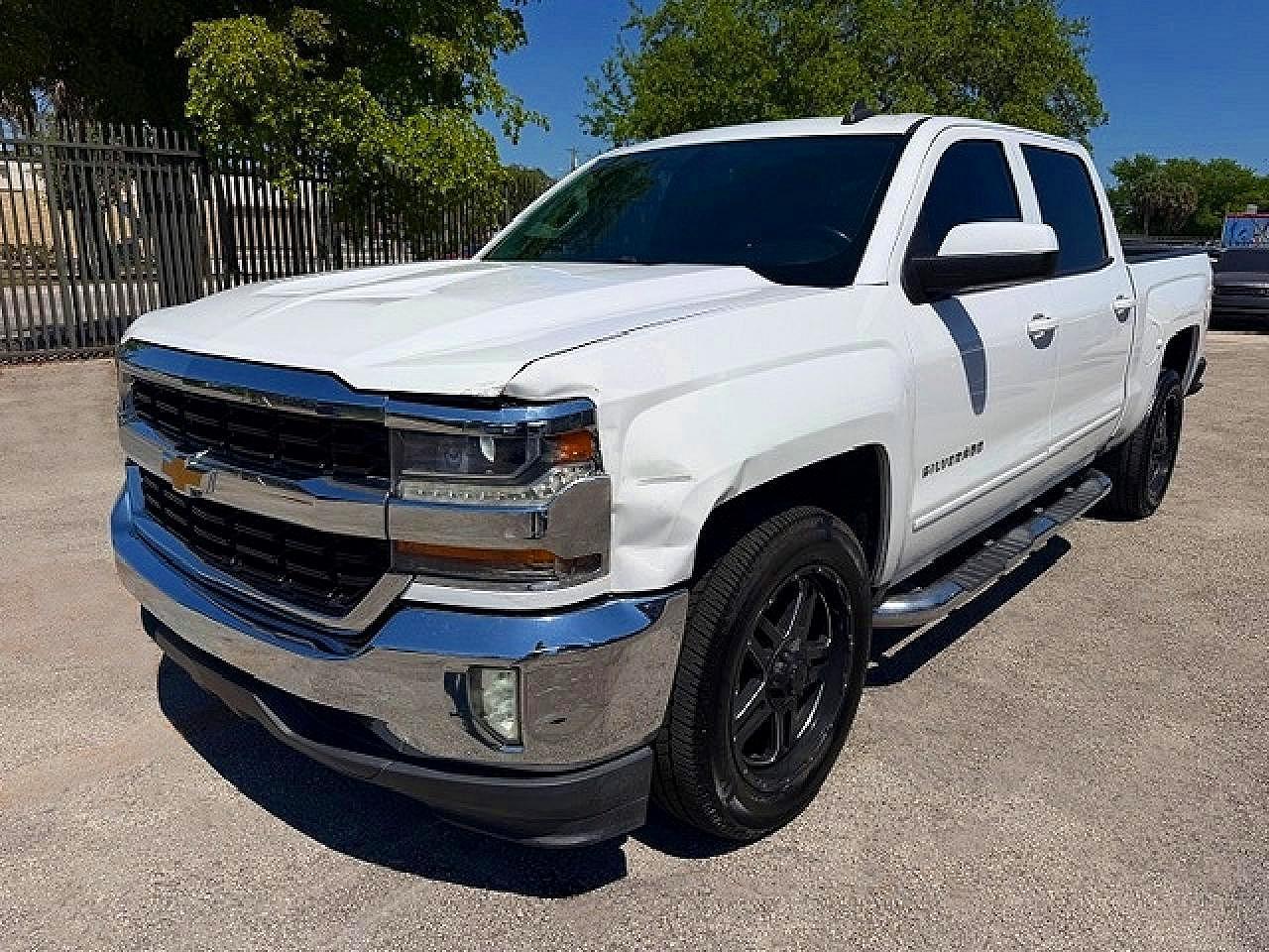 2018 CHEVROLET SILVERADO 1500 — фото 1