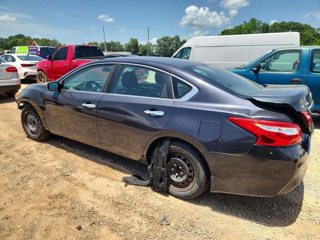 2016 NISSAN ALTIMA — фото 2