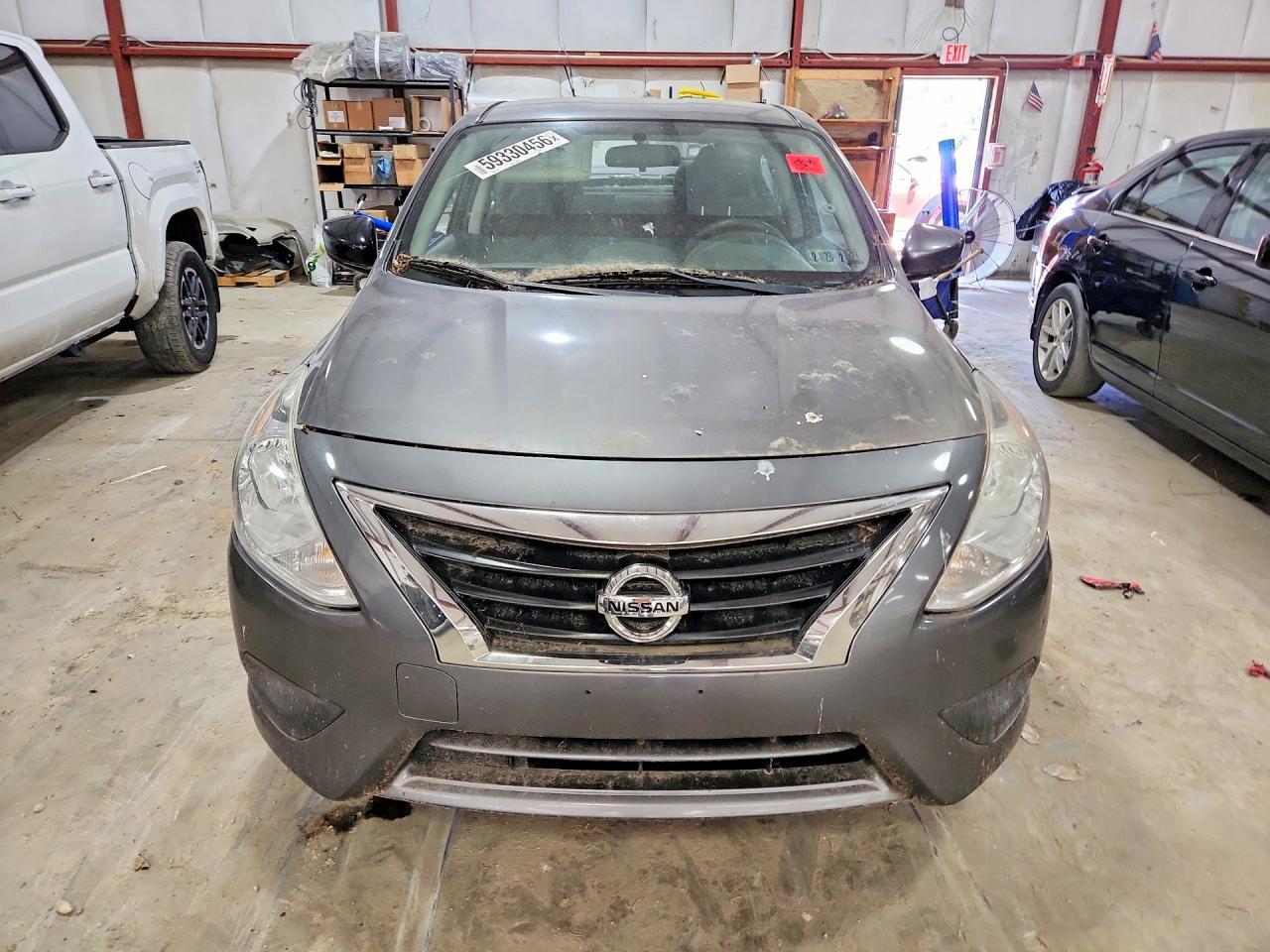 2016 NISSAN VERSA — фото 5