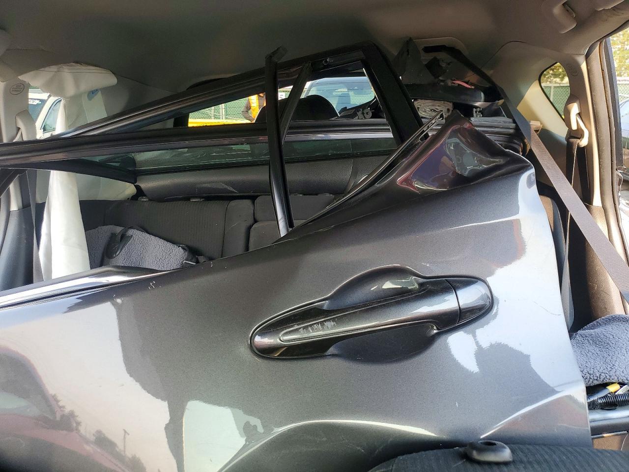 2016 TOYOTA RAV4 — фото 10