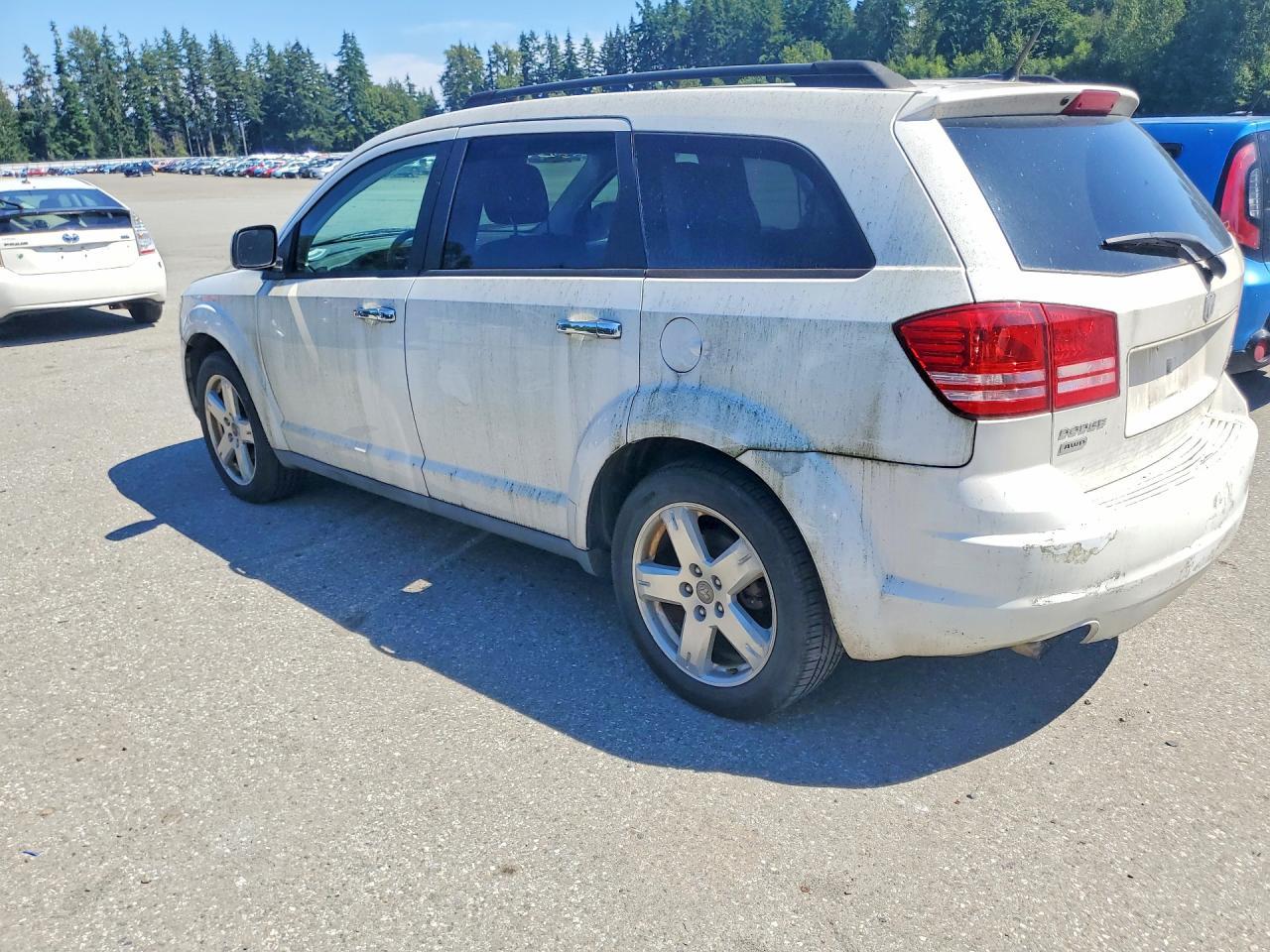 2010 DODGE JOURNEY — фото 2